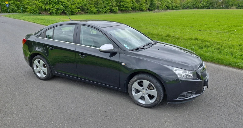 Chevrolet Cruze cena 21900 przebieg: 226000, rok produkcji 2011 z Sułkowice małe 172